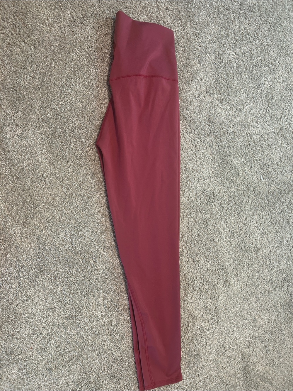 High-Waist Active Leggings in Deep Burgundy